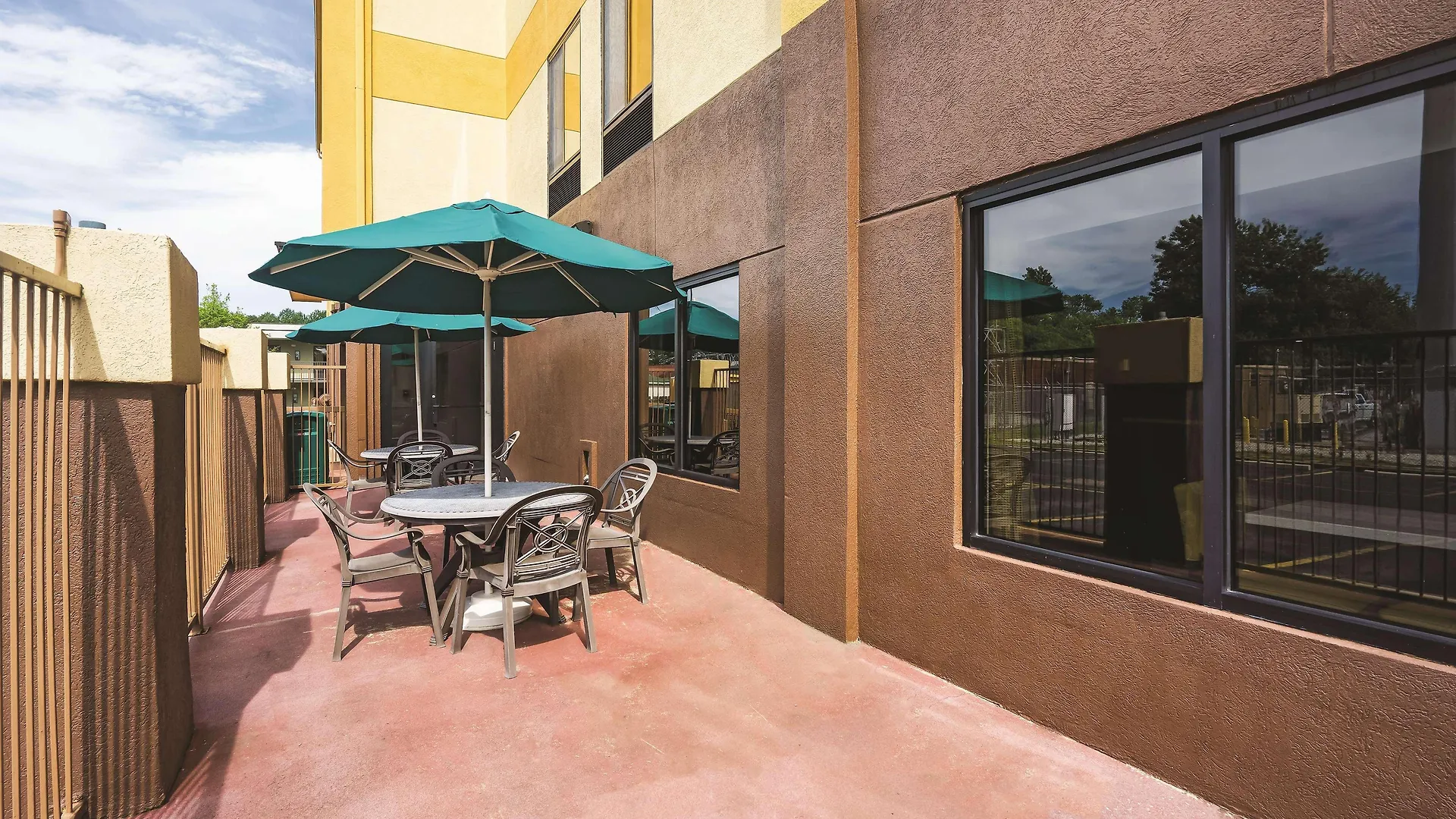 Wingate By Wyndham Memphis East Hotel United States