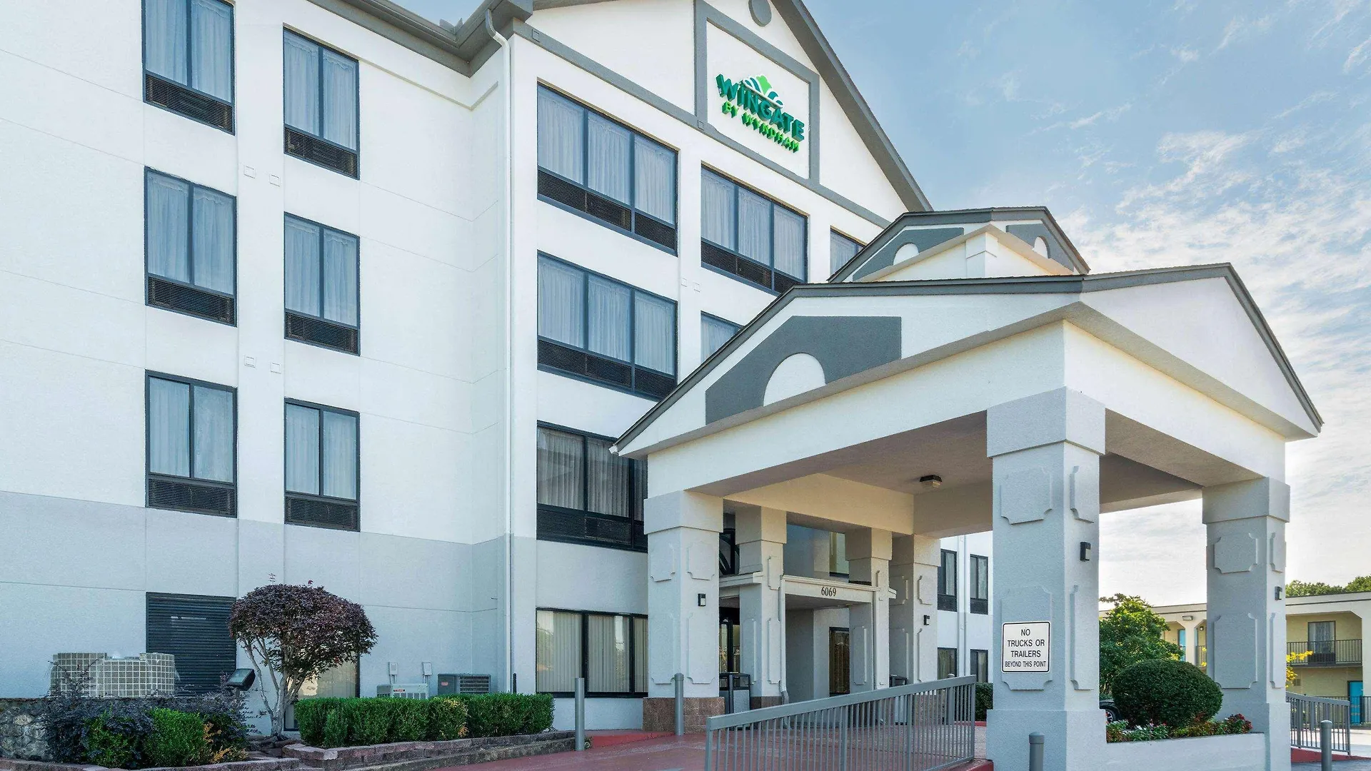 Wingate By Wyndham Memphis East Hotel